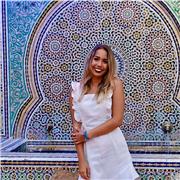 Voy a emprender clases de historia, especializándome en educación de la ESO y Bachiller. Tengo buen trato con los adolescentes y la buena comunicación desborda en mi, por ello me puedo comprometer a enseñar otra asignatura que el alumno necesite